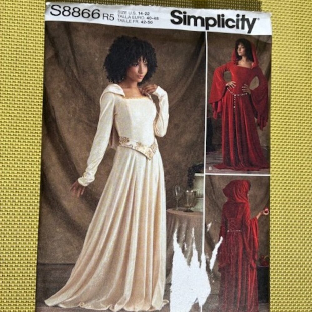 Simplicity Pattern #S8866 R5 Women’s Hooded Renaissance Costume  Sz 14-22  Uncut